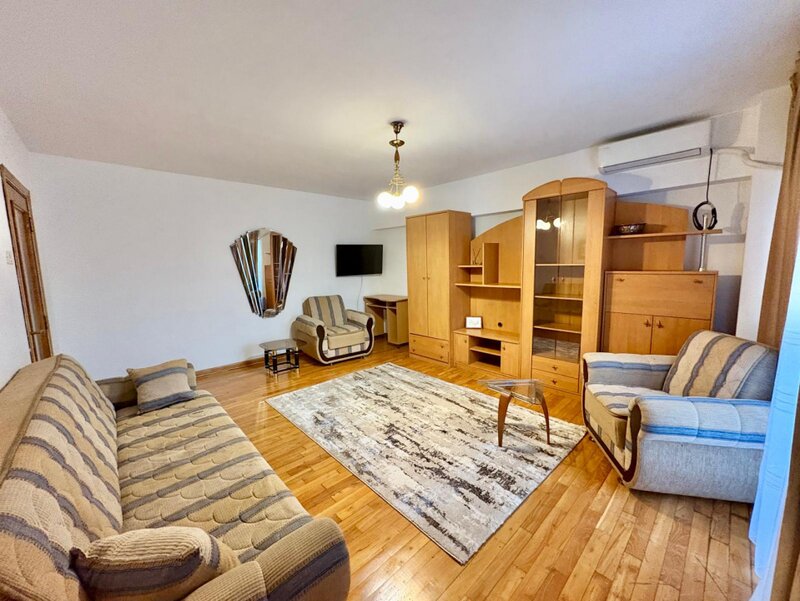 Octavian Goga, apartament 2 camere, centrala proprie, 60 mp.