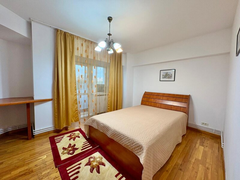Octavian Goga, apartament 2 camere, centrala proprie, 60 mp.