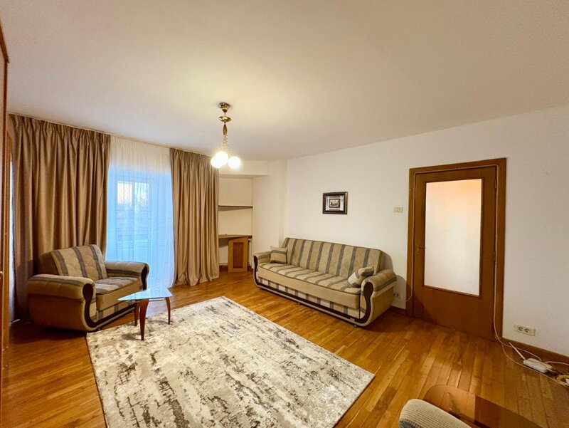 Octavian Goga, apartament 2 camere, centrala proprie, 60 mp.