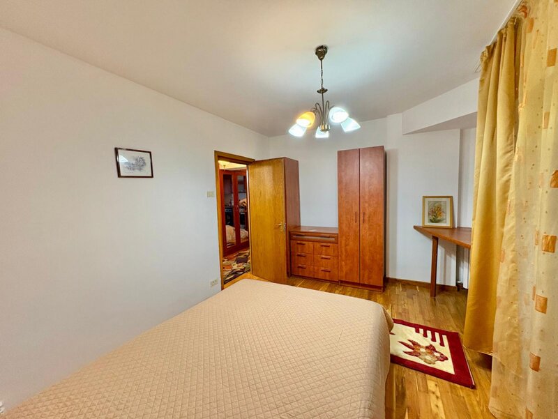 Octavian Goga, apartament 2 camere, centrala proprie, 60 mp.